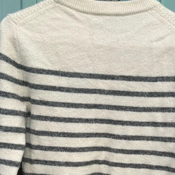 41 HAWTHORN Sweater Women’s XS ALPACA BLEND Off White Gray Stripe Crew Neck Top - Picture 8 of 8